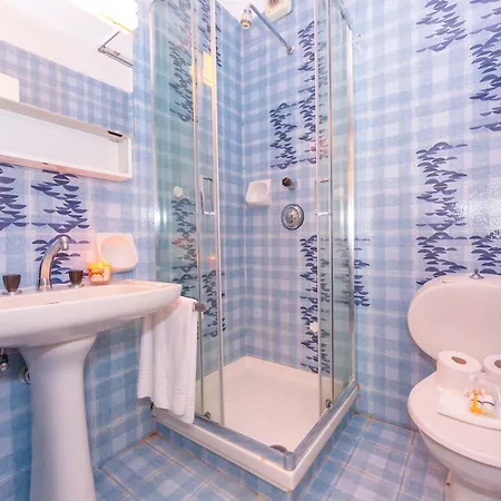 Casa Taddei With Terrace View & Parking - Happy Appartement